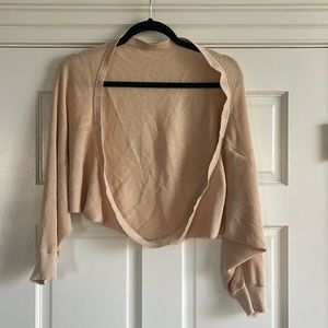 NWT- Hot Touch knit shrug cream